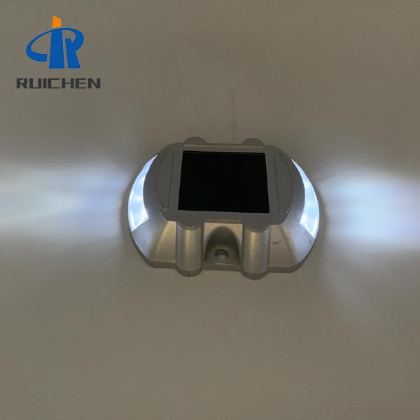 <h3>Cast Aluminum Led Road Stud With Stem In China</h3>
